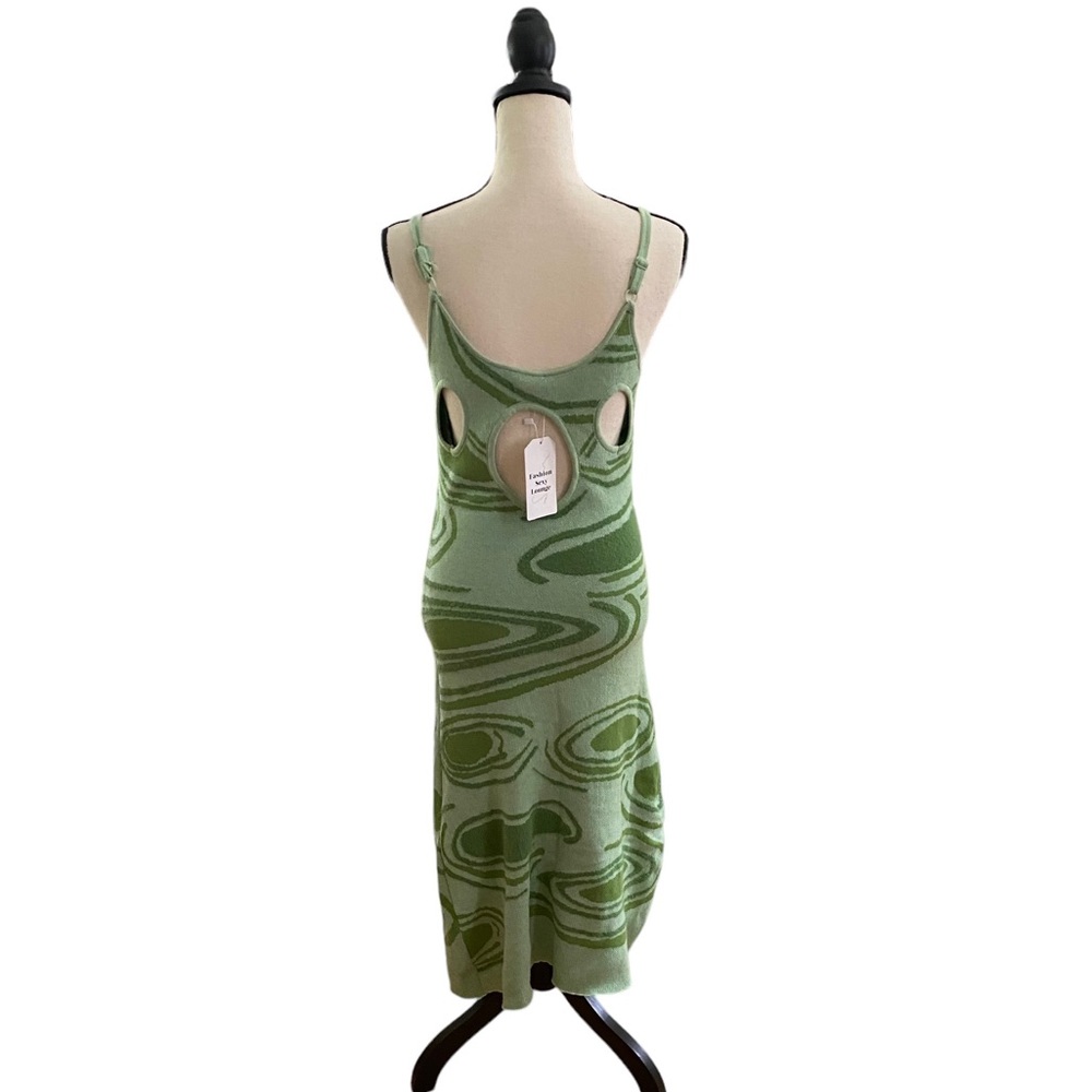Graphic Print Knit Midi Dress with Back Cut Outs - Picture 2 of 2